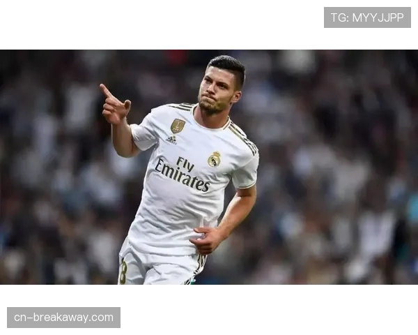 “赛前发布会:朗斯主帅透露,已针对梅斯防守弱点设计了特定射门战术”